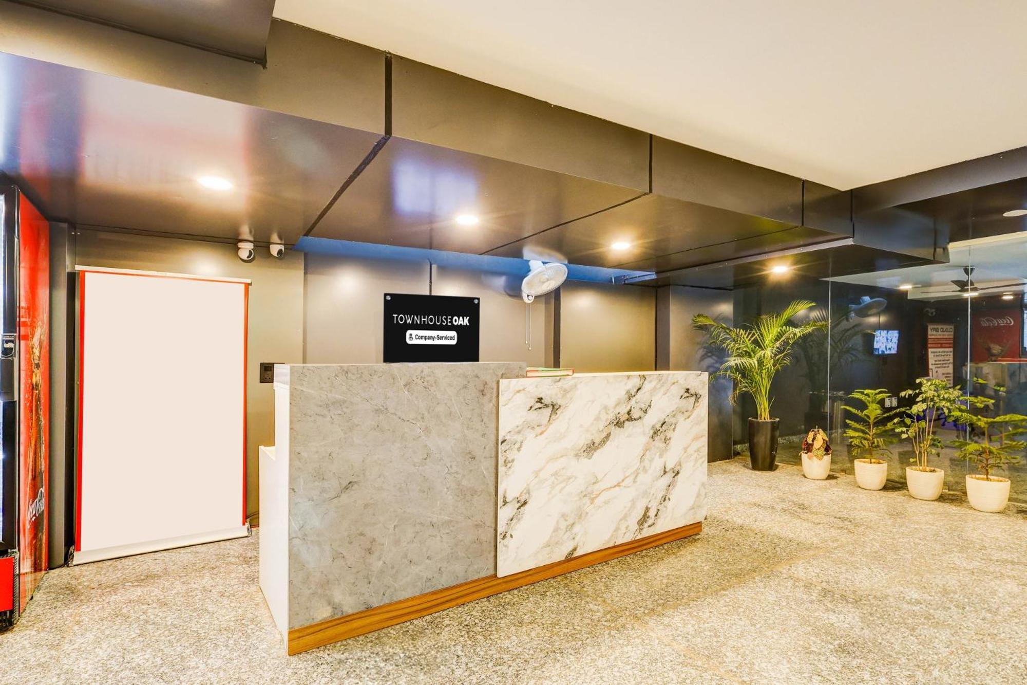 ホテル Super Townhouse Oak Udyog Vihar グルガウン エクステリア 写真