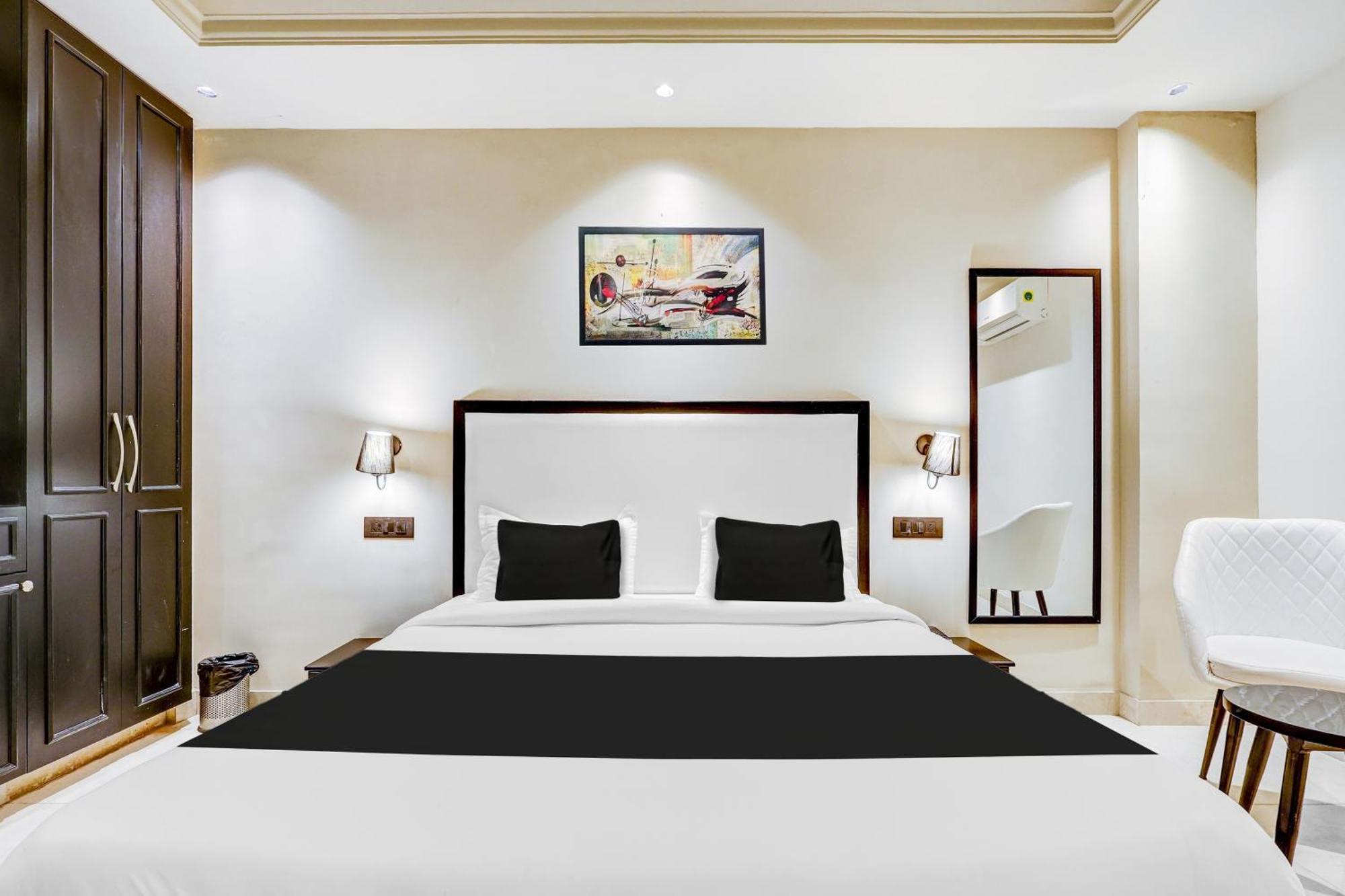 ホテル Super Townhouse Oak Udyog Vihar グルガウン エクステリア 写真